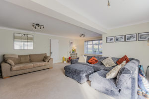 Lounge- click for photo gallery